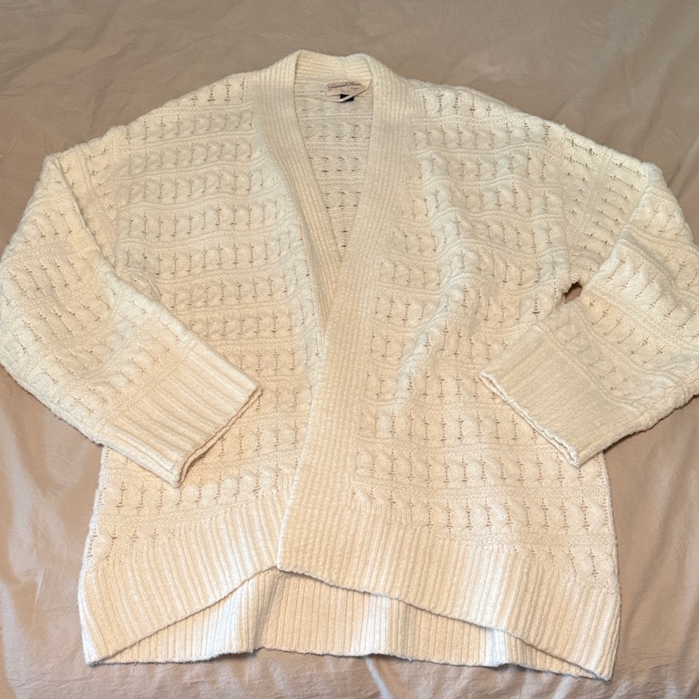 Universal Thread Cream Open-Front Textured Knit Cardigan